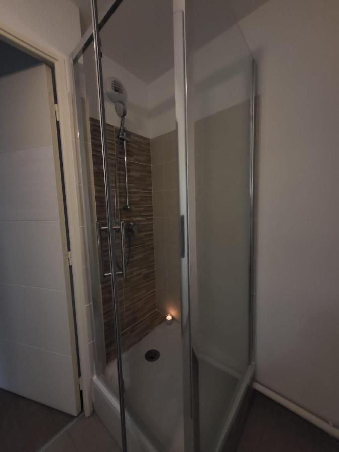 Logement La Courneuve-Aubervilliers Rerb 外观 照片